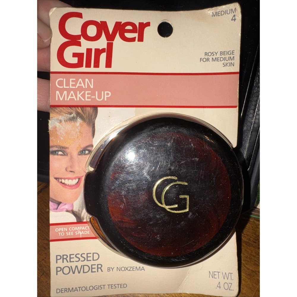 Cover Girl Vtg Clean Makeup Pressed Powder Noxzema Medium 4 NOS